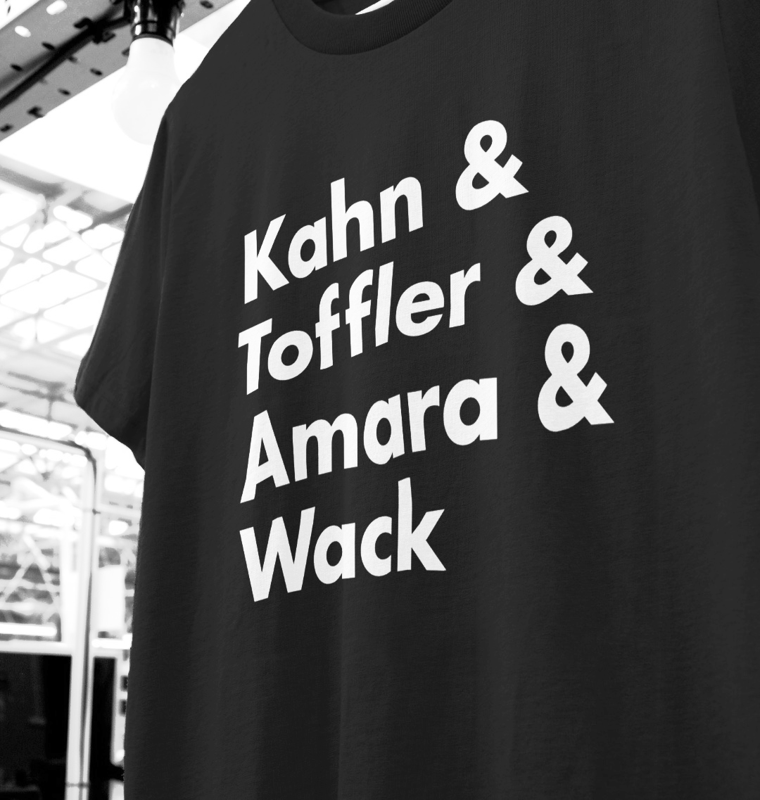 Kahn & Toffler & Amara & Wack (Women)